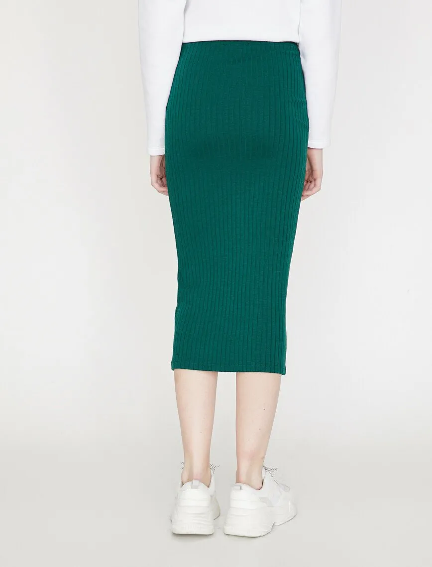 11869 Green Slim Fit Midi Skirt