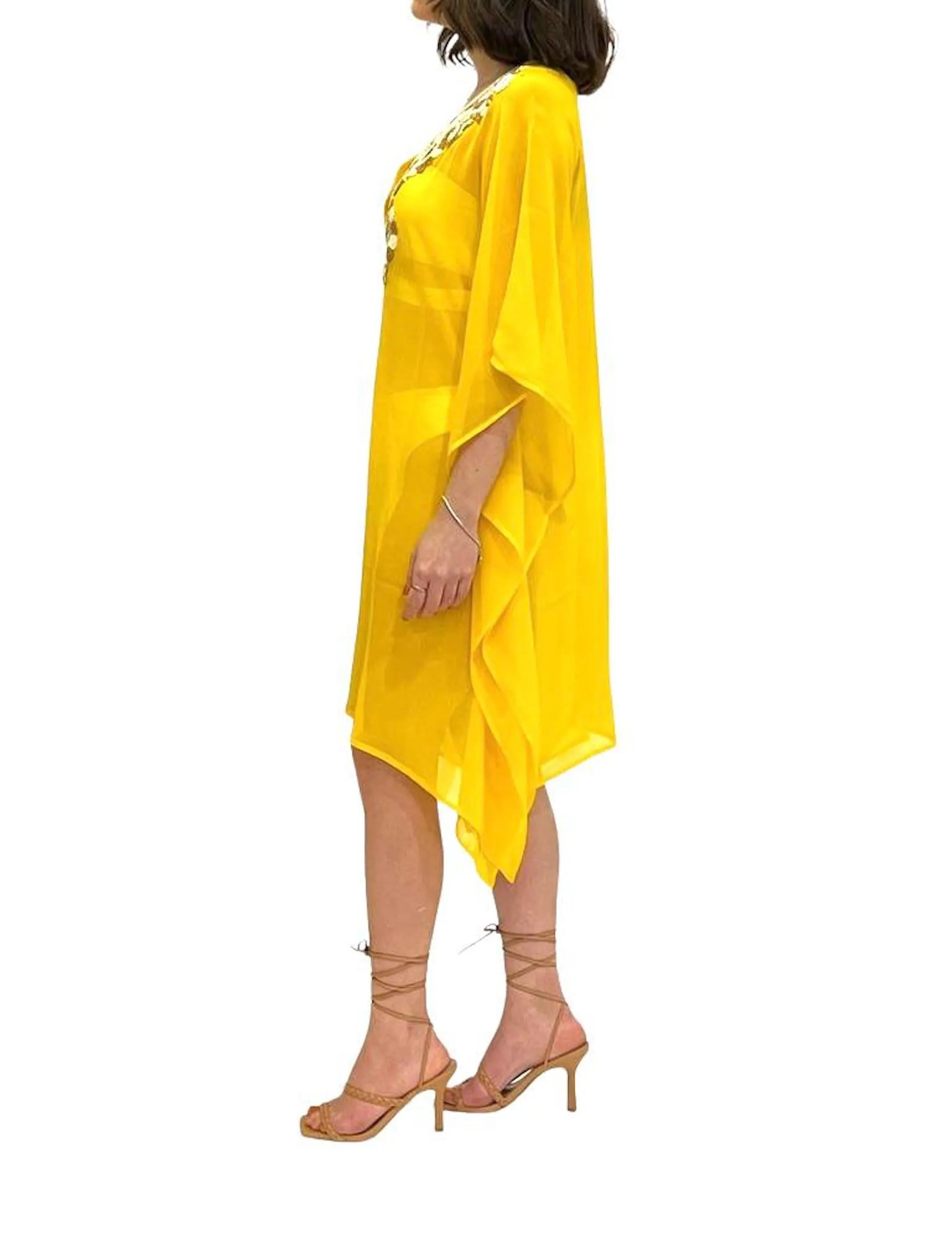 8009 W Sequence poncho Yellow