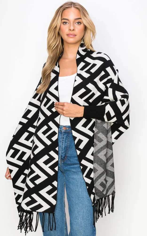 AV453 Abstract Pattern Accent Sleeve Cape Shawl with Fringe