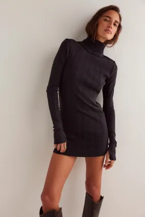 Brynn Turtleneck Top