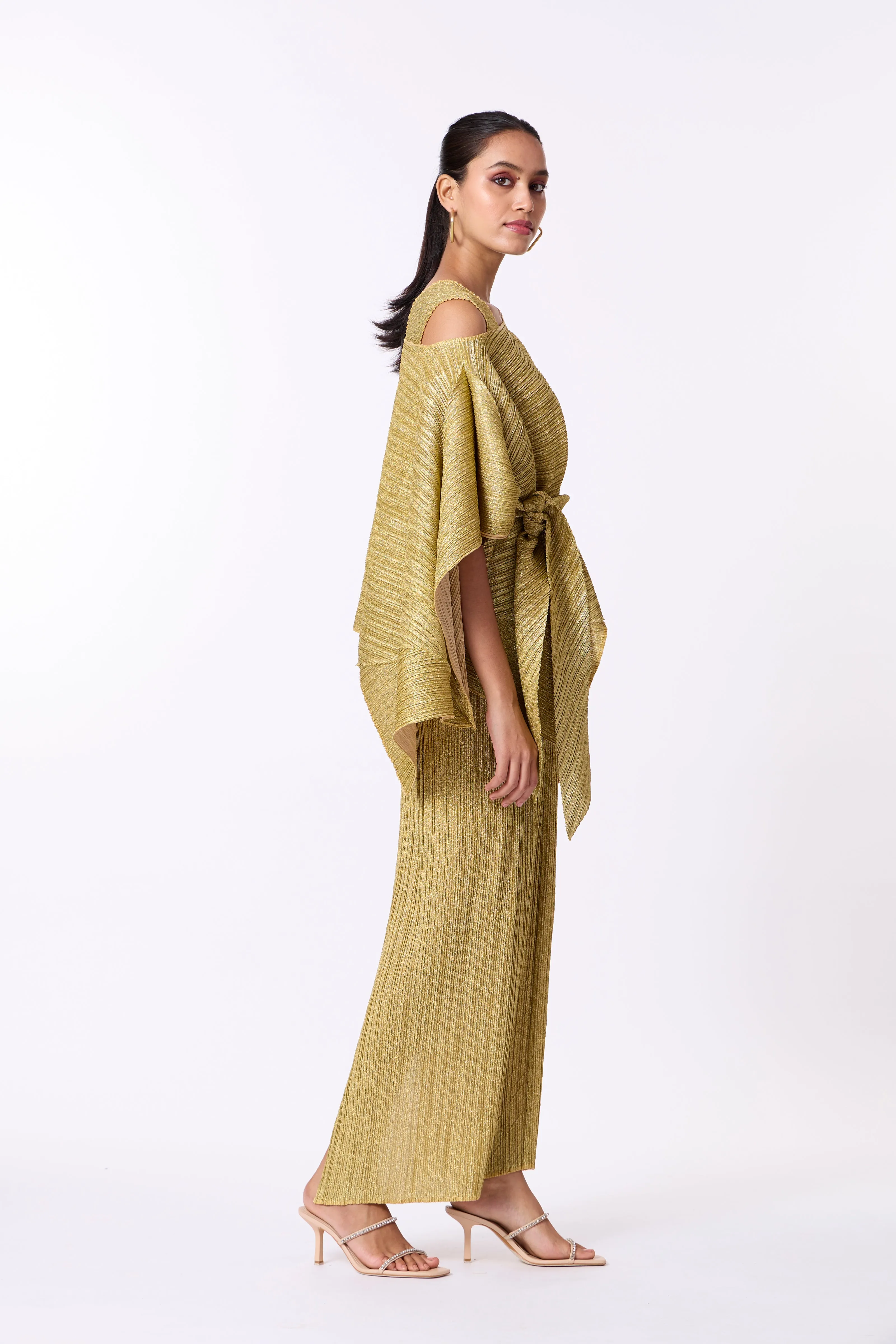 Kallista Cape Gown - Gold