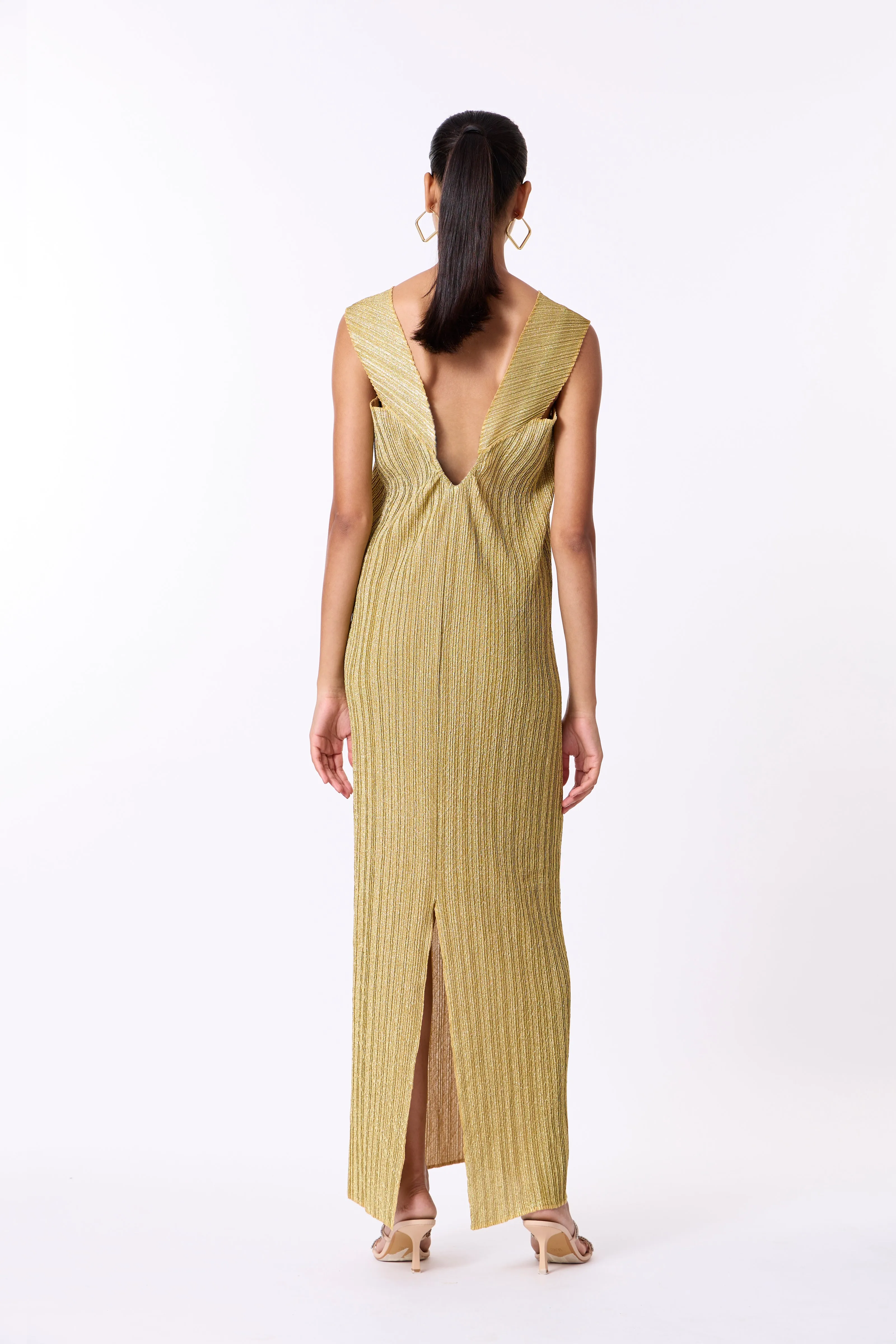 Kallista Cape Gown - Gold