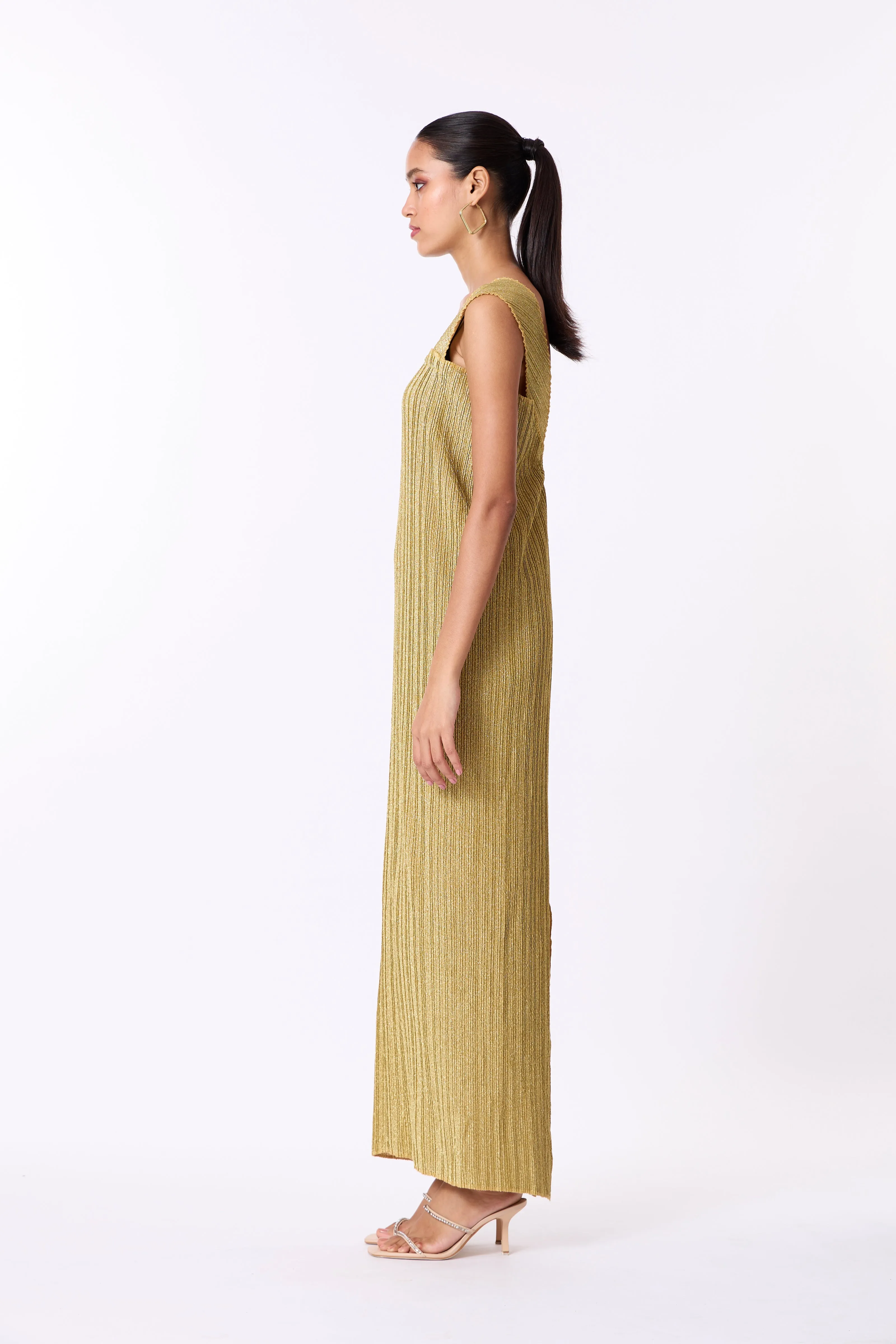 Kallista Cape Gown - Gold