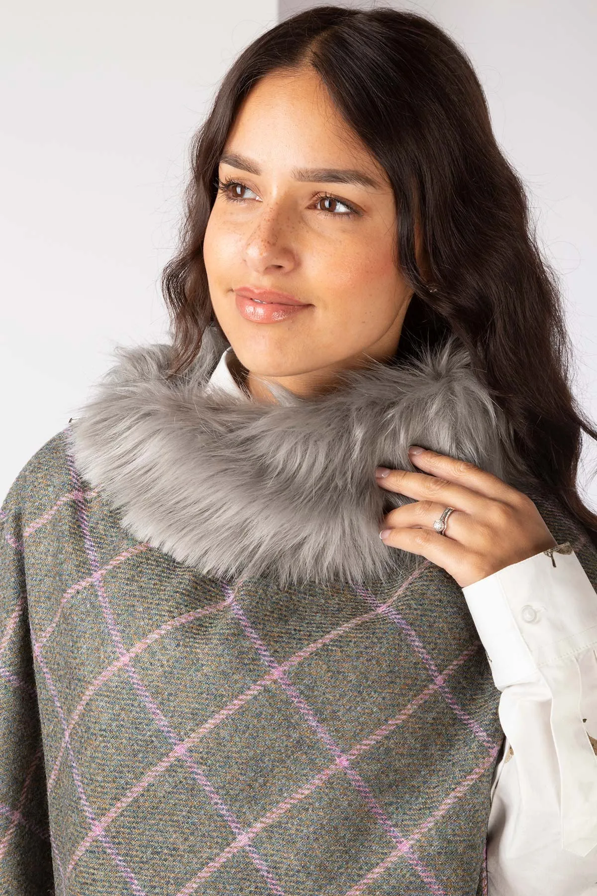 Ladies Wool Tweed Poncho With Faux Fur