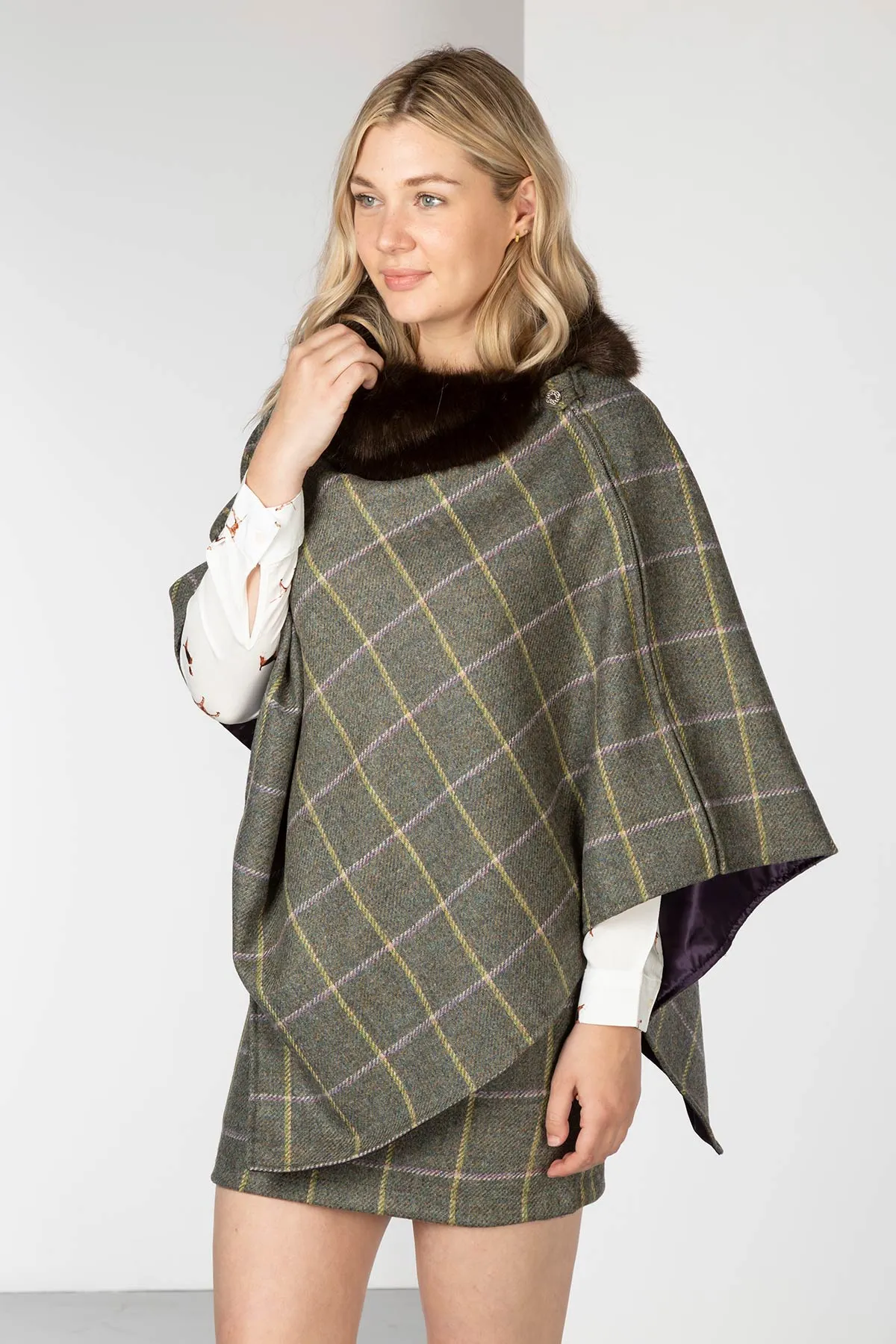 Ladies Wool Tweed Poncho With Faux Fur