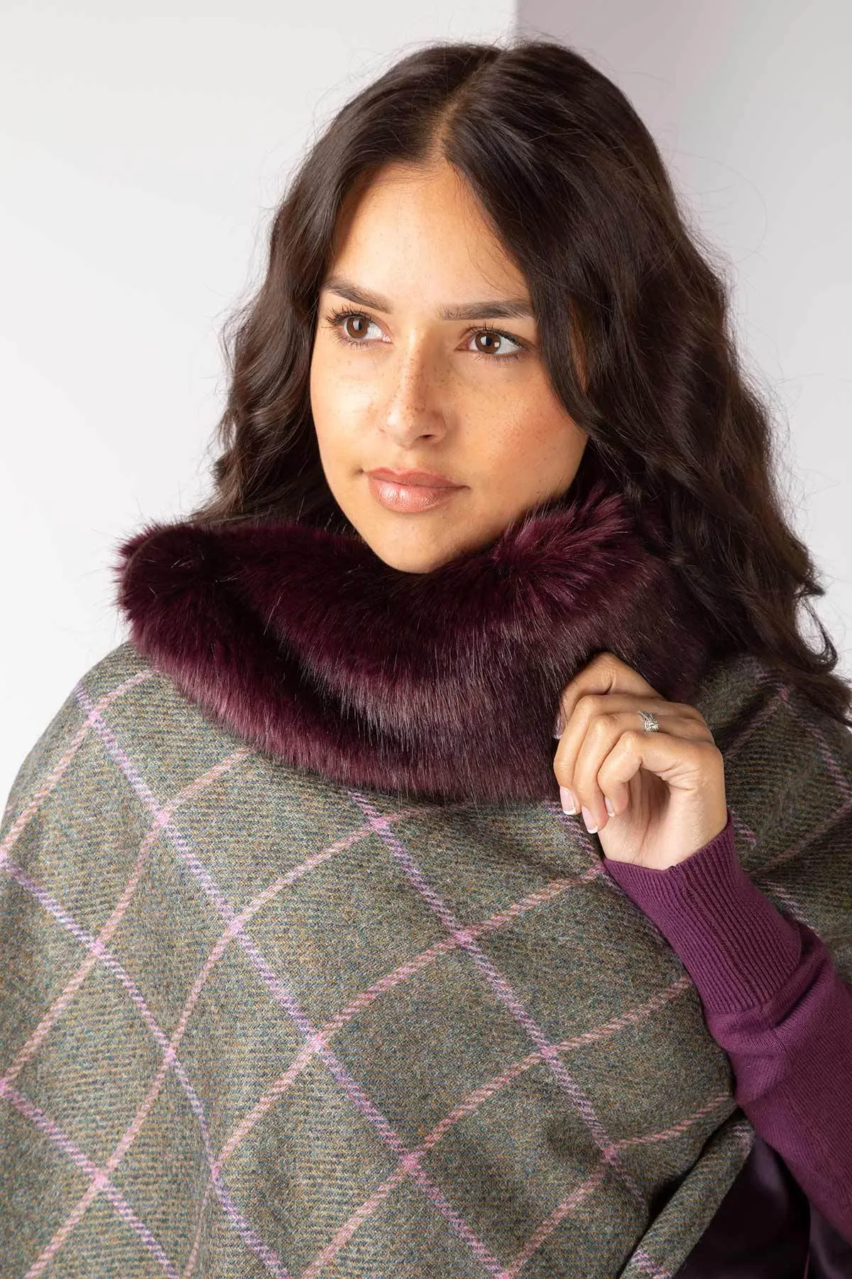 Ladies Wool Tweed Poncho With Faux Fur