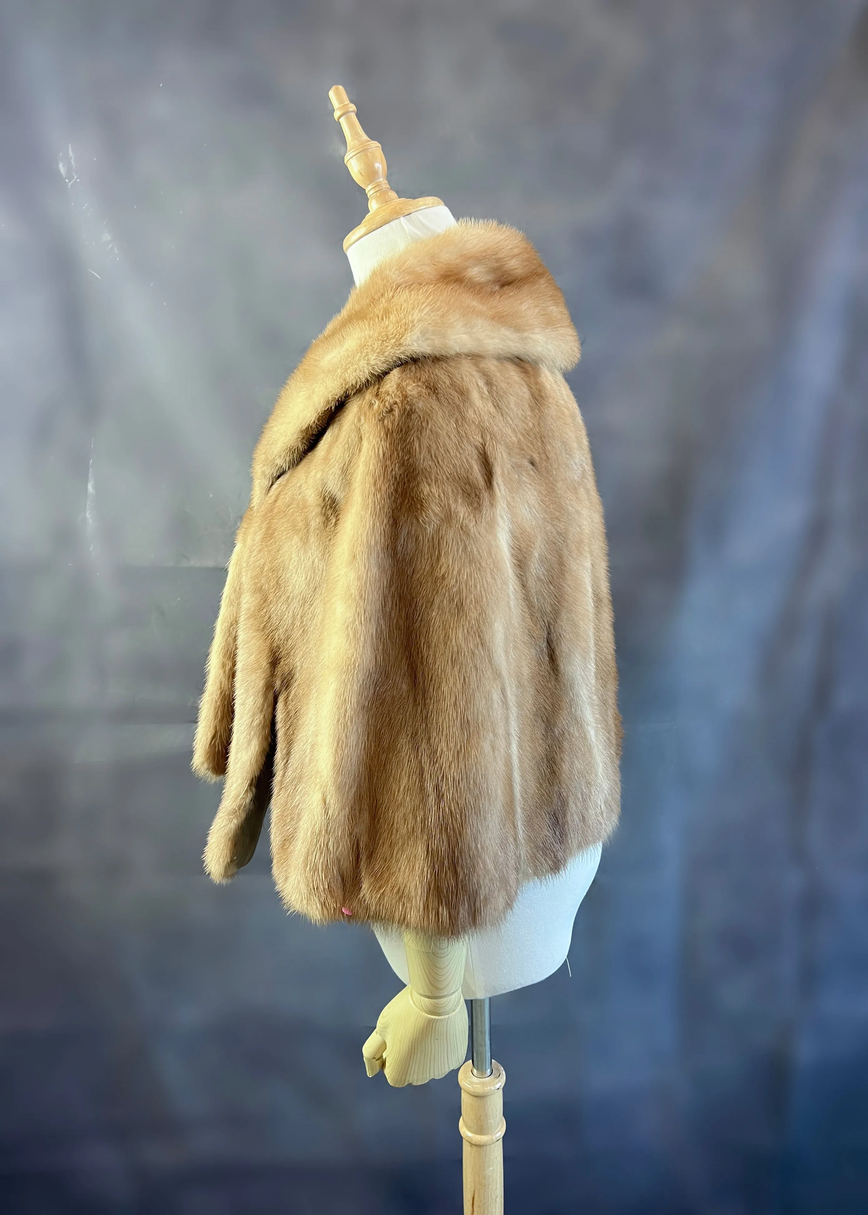 Luxury Real Mink Fur Cape (Mink15)