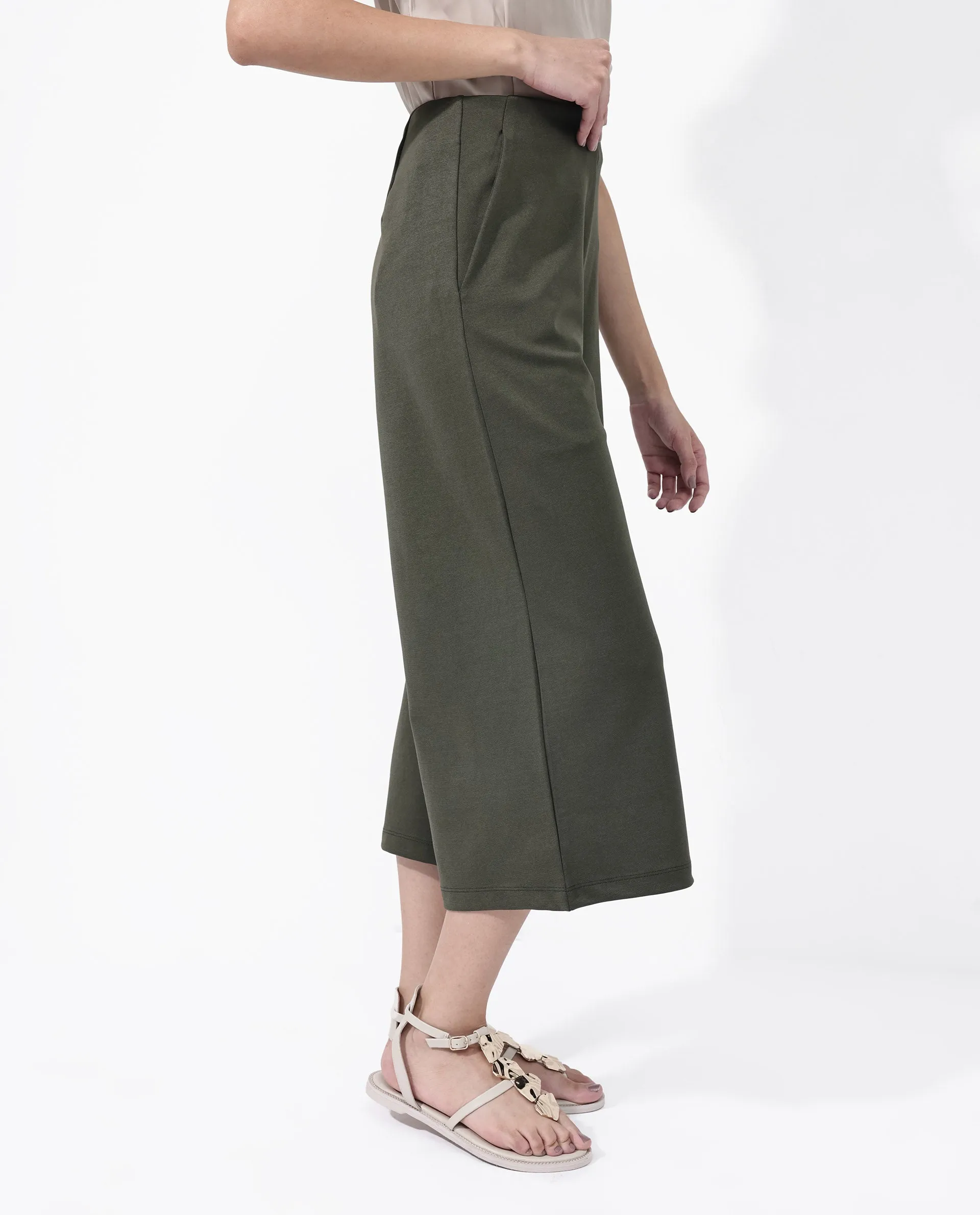 Rareism Women Shoyo Dark Green Polyester Fabric Zip Closure Flared Fit Plain Midi Culottes