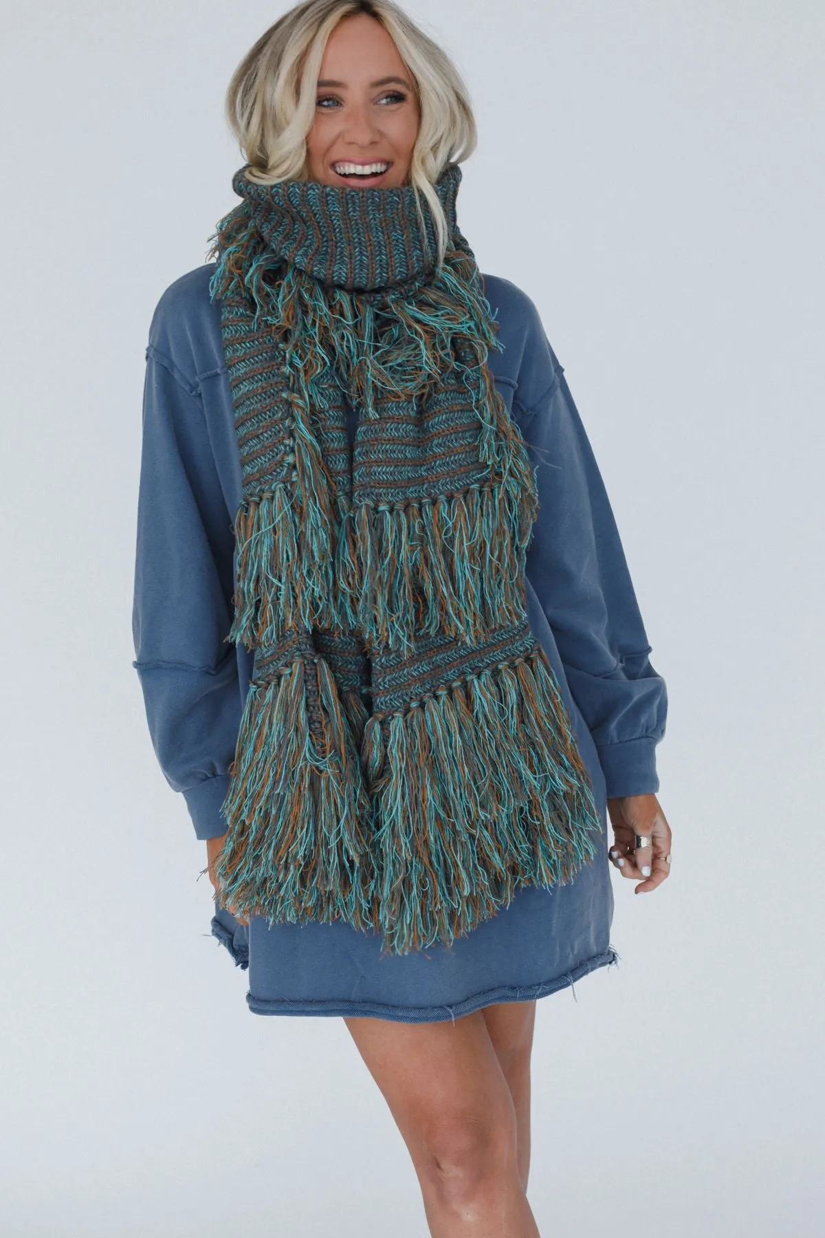 Sugar Plum Fringe Scarf - Gray