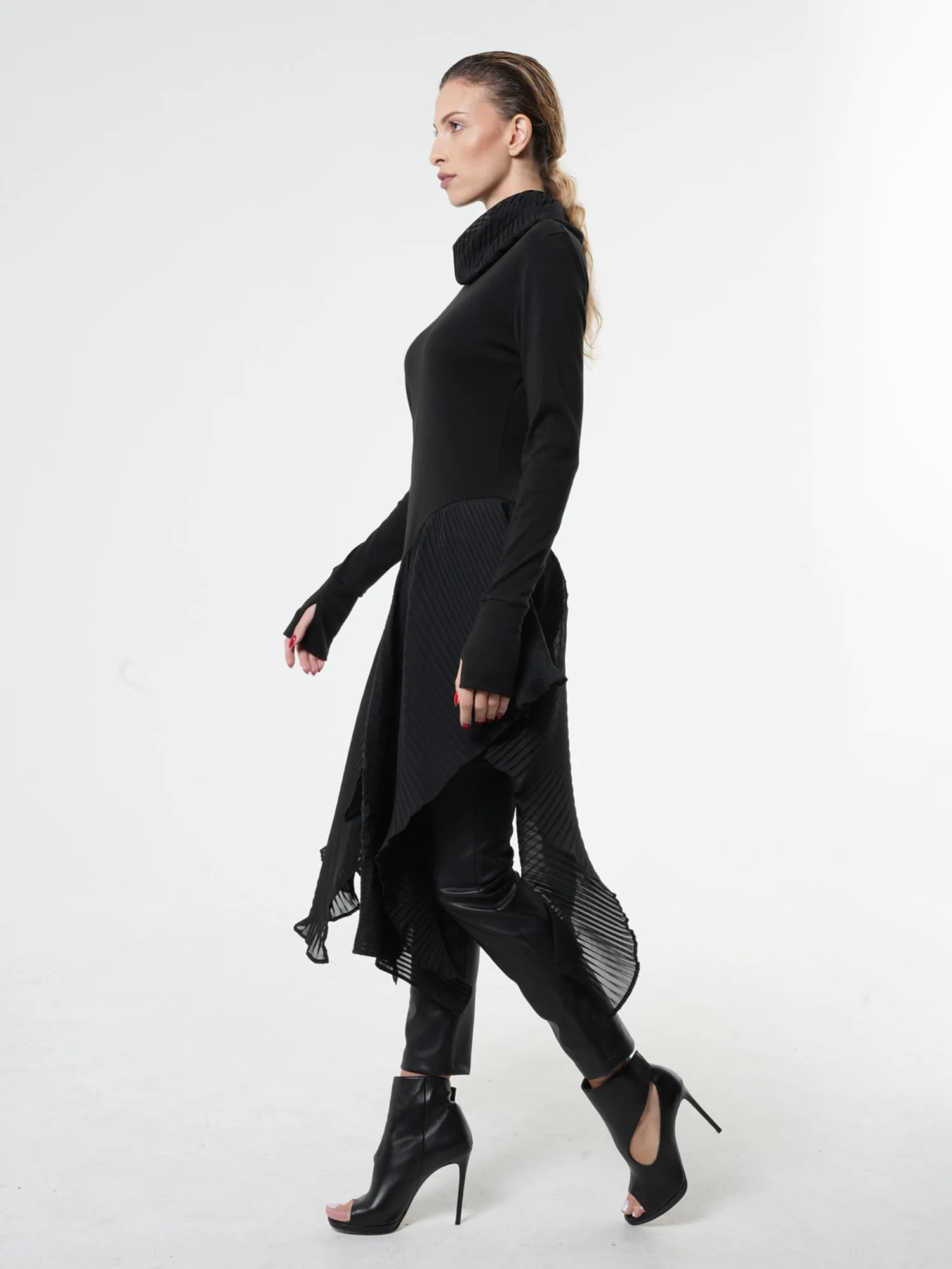 Turtleneck Black Tunic With Pleated Chiffon Layer