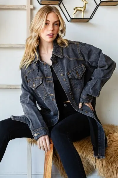 Veveret Button Up Distressed Frayed Hem Denim Jacket